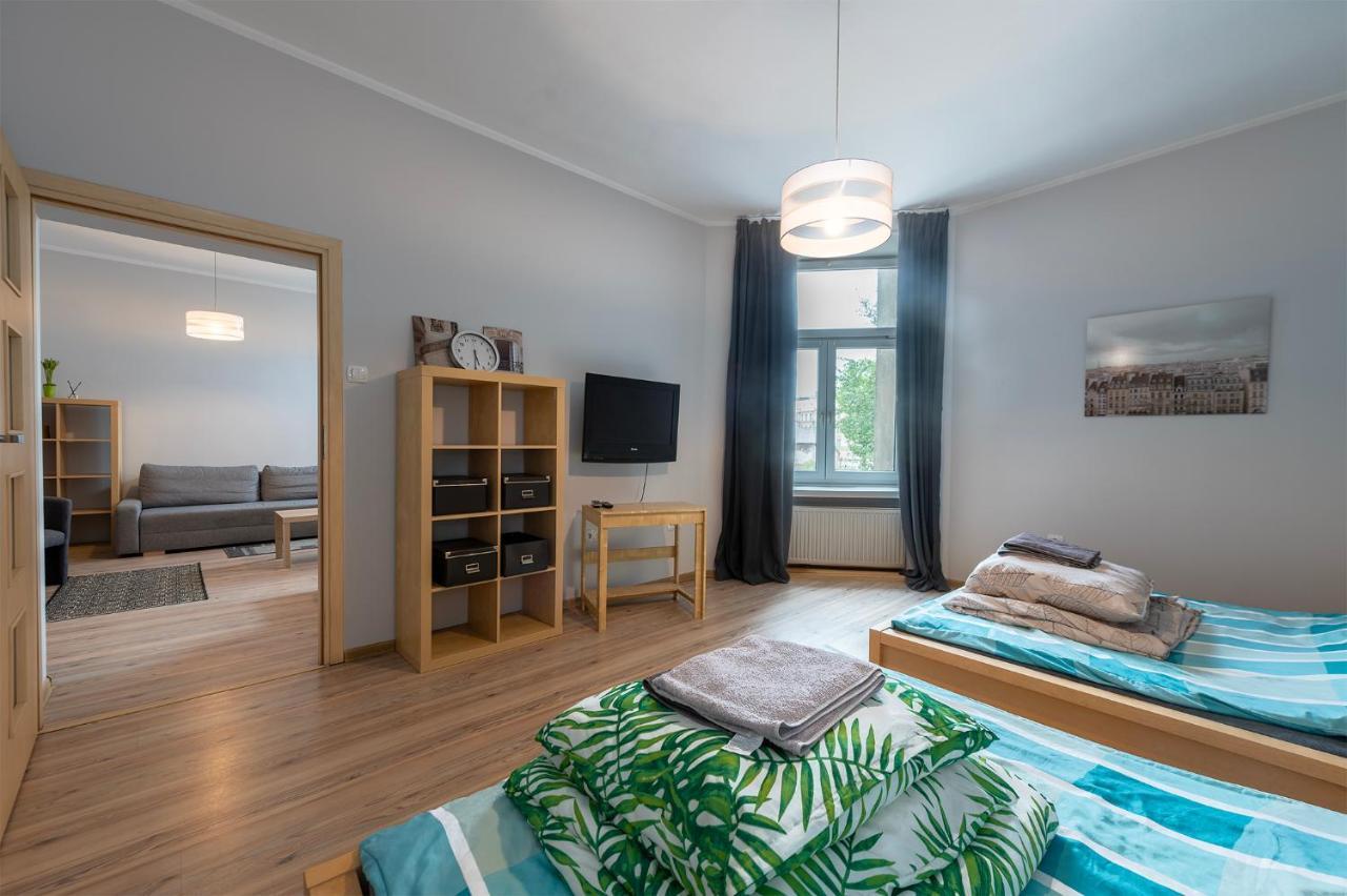 Essence Of Lodz-145M!Central-Secured-Comfy18Ppl!&Freeparking المظهر الخارجي الصورة